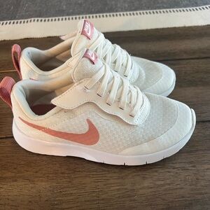 Nike Little Girls Size 13 Shoes